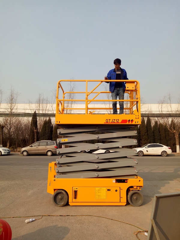 如何正確的購買液壓升降機？